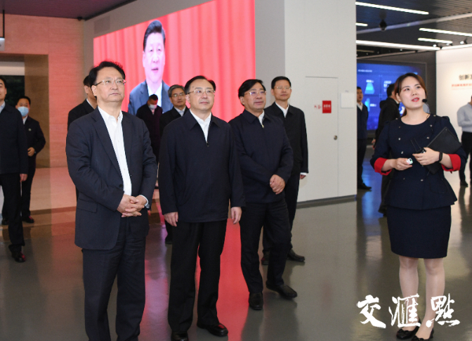 吴政隆陪同吉林党政代表团考察苏州工业园区展示中心